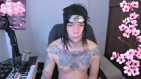 Snapshot of adam_rocket chatting on April 8, 3:12 pm Adam online show from April 8, 3:12 pm