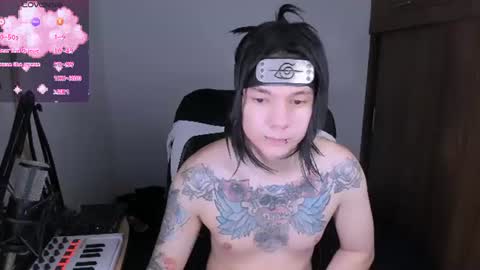 Snapshot of adam_rocket chatting on June 29, 1:23 am Adam online show from June 29, 1:23 am