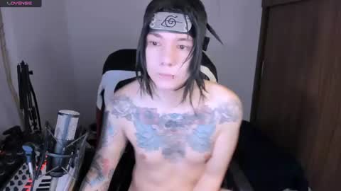 Snapshot of adam_rocket chatting on July 4, 1:34 am Adam online show from July 4, 1:34 am