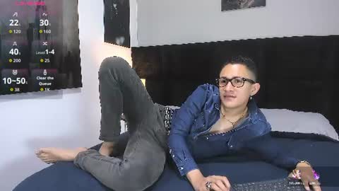 Snapshot of adam_walker_1 chatting on June 24, 3:33 pm adam_walker_1 online show from June 24, 3:33 pm