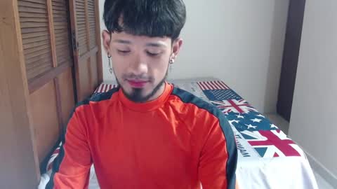 Snapshot of adam_x256 chatting on January 29, 1:37 am instagram  adam x256 online show from January 29, 1:37 am