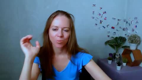 Snapshot of adamais_ chatting on July 3, 2:40 am adamais_ online show from July 3, 2:40 am