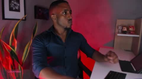 Snapshot of adamart7 chatting on September 17, 12:45 am adamart7 online show from September 17, 12:45 am