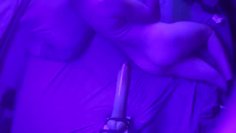 adamineve online show from January 19, 11:00 pm