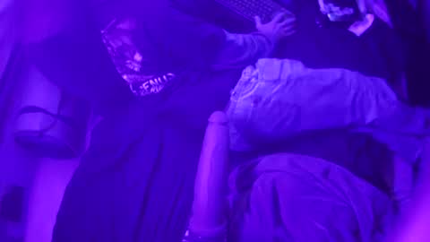 adamineve online show from January 27, 11:00 am