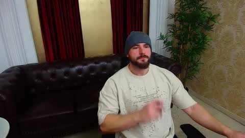 AdamJameson online show from December 4, 7:50 am