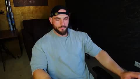 Snapshot of adamjameson chatting on May 24, 5:01 am AdamJameson online show from May 24, 5:01 am