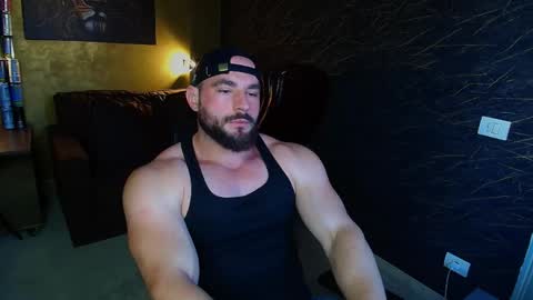 Snapshot of adamjameson chatting on May 27, 4:53 am AdamJameson online show from May 27, 4:53 am