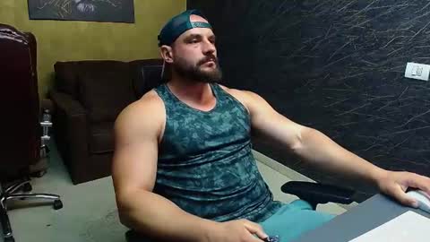 Snapshot of adamjameson chatting on July 8, 5:56 am AdamJameson online show from July 8, 5:56 am