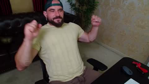 Snapshot of adamjameson chatting on July 18, 5:44 am AdamJameson online show from July 18, 5:44 am