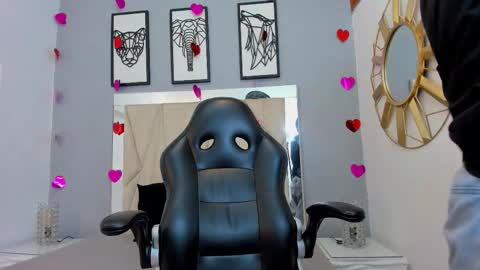 Adams Bobby online show from February 21, 11:00 am