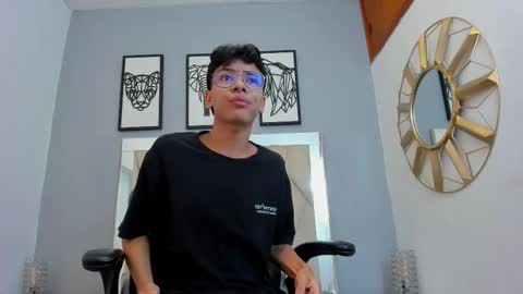 Adams Bobby online show from March 7, 10:56 am