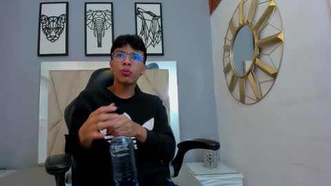 Adams Bobby online show from March 15, 11:05 am