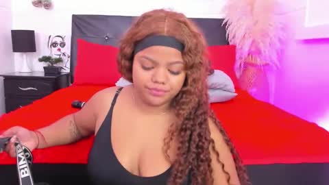 Cloe Adams  online show from January 8, 11:01 am