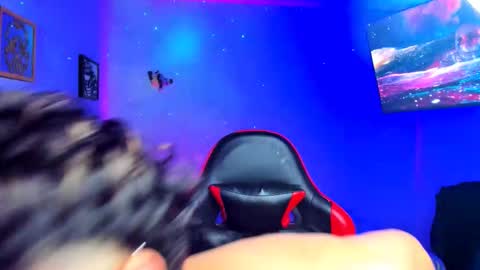 Adams online show from November 30, 5:28 pm