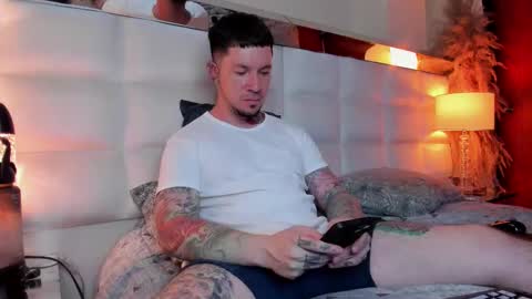 Adam online show from November 19, 2:22 am