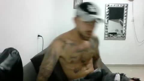 Snapshot of adan_carter chatting on November 29, 3:53 am adan_carter online show from November 29, 3:53 am