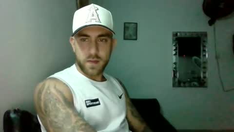 Snapshot of adan_carter chatting on January 12, 8:36 pm adan_carter online show from January 12, 8:36 pm