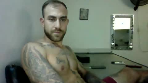 Snapshot of adan_carter chatting on February 9, 9:08 pm adan_carter online show from February 9, 9:08 pm
