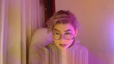 adan_romanoff online show from April 12, 6:29 am