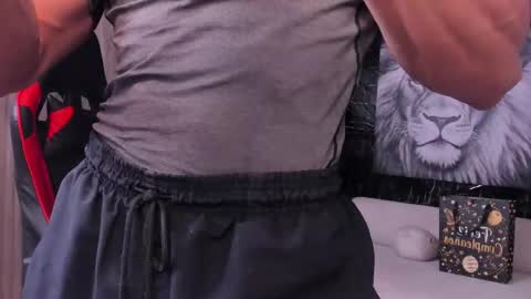 Adan Sin online show from November 22, 5:12 pm