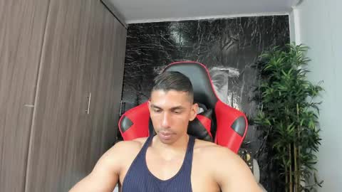 Snapshot of adan_sin1 chatting on May 27, 4:59 pm Adan Sin online show from May 27, 4:59 pm