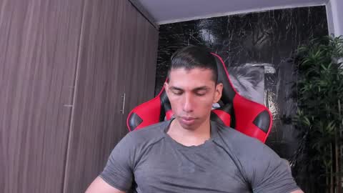 Snapshot of adan_sin1 chatting on June 6, 3:28 pm Adan Sin online show from June 6, 3:28 pm