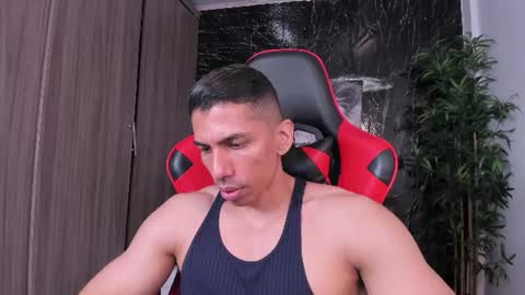Snapshot of adan_sin1 chatting on June 16, 4:31 pm Adan Sin online show from June 16, 4:31 pm