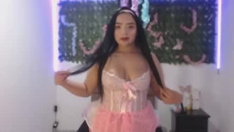 Snapshot of adara_cute_69 chatting on July 21, 9:17 pm Adara online show from July 21, 9:17 pm