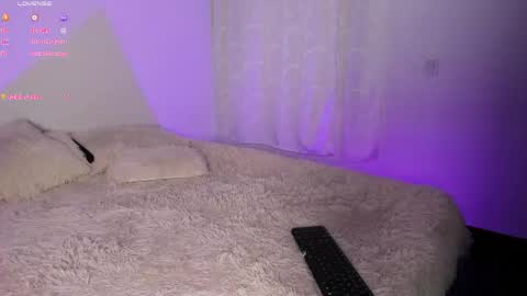Snapshot of adara_evanss chatting on May 31, 12:41 am Adara online show from May 31, 12:41 am