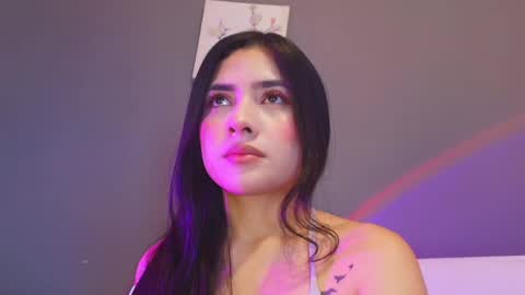 Snapshot of adara_johnson_ chatting on June 3, 11:46 am Adara Johnson online show from June 3, 11:46 am