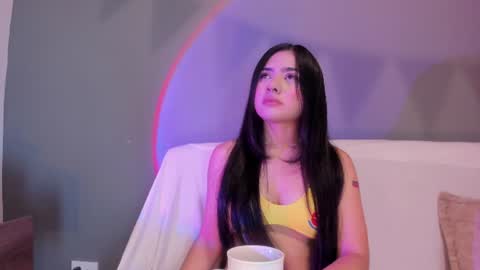 Snapshot of adara_johnson_ chatting on June 17, 11:56 am Adara Johnson online show from June 17, 11:56 am