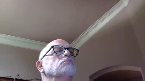 Snapshot of add_me_2 chatting on June 9, 3:23 pm add_me_2 online show from June 9, 3:23 pm