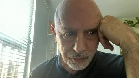 add_me_2 online show from July 1, 6:37 am