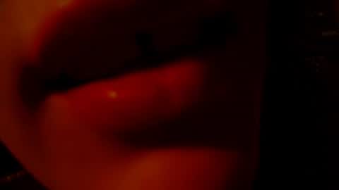 Snapshot of addicted2uts chatting on July 25, 12:20 am amy online show from July 25, 12:20 am