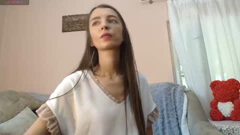 Snapshot of addicted_to_you1 chatting on August 3, 9:59 am addicted_to_you1 online show from August 3, 9:59 am