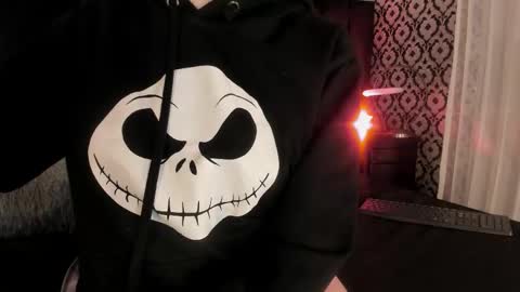 Snapshot of adeelinee chatting on January 5, 7:50 pm Ade online show from January 5, 7:50 pm