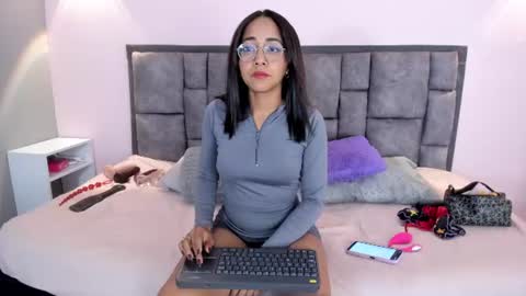 Snapshot of adela_lust chatting on July 6, 12:24 pm adela online show from July 6, 12:24 pm