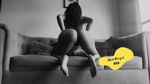 Snapshot of adelarangel chatting on December 23, 11:17 pm Adela Rangel START Mon to Sat from 3pm - 9pm COL time online show from December 23, 11:17 pm