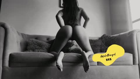 Snapshot of adelarangel chatting on January 16, 10:34 pm Adela Rangel START Mon to Sat from 3pm - 9pm COL time online show from January 16, 10:34 pm