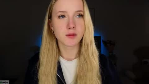 Adele online show from February 22, 9:57 pm