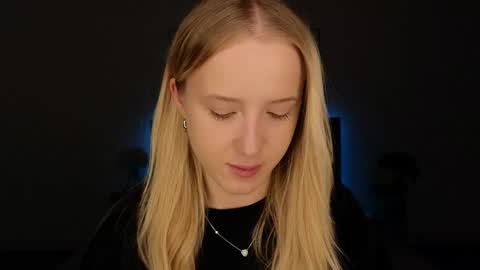 Snapshot of adele_armas chatting on May 7, 8:47 pm Adele online show from May 7, 8:47 pm