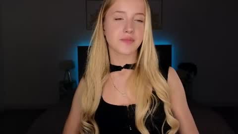 Snapshot of adele_armas chatting on July 8, 8:57 pm Adele online show from July 8, 8:57 pm
