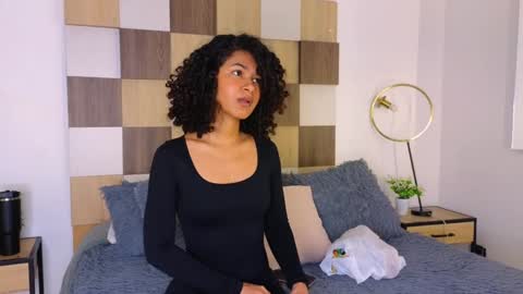 Snapshot of adele_carter_ chatting on January 12, 6:16 pm Andrea online show from January 12, 6:16 pm