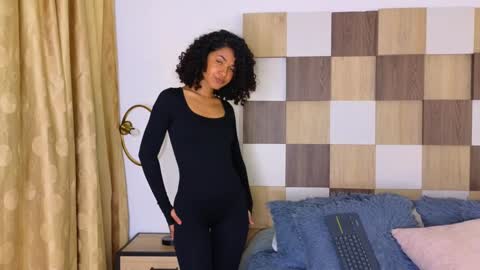 Snapshot of adele_carter_ chatting on January 12, 9:19 pm Andrea online show from January 12, 9:19 pm