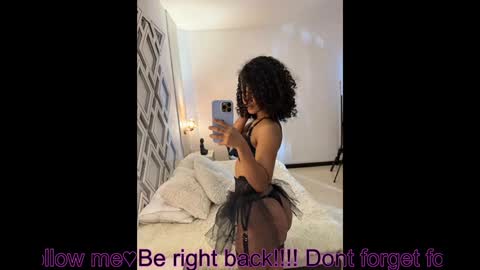 Snapshot of adele_carter_ chatting on January 13, 2:42 pm Andrea online show from January 13, 2:42 pm