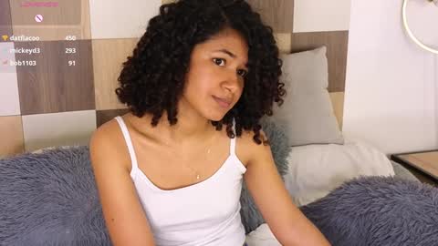 Snapshot of adele_carter_ chatting on January 22, 5:59 pm Andrea online show from January 22, 5:59 pm