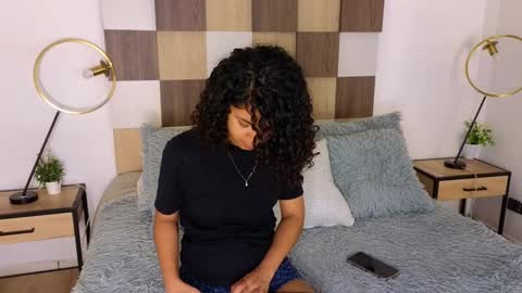 Snapshot of adele_carter_ chatting on January 24, 11:48 am Andrea online show from January 24, 11:48 am