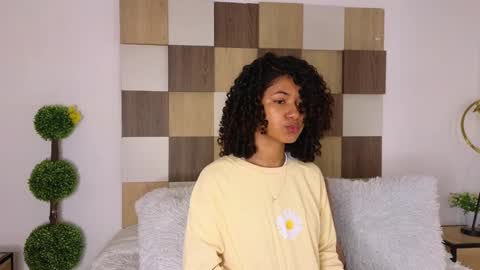 Snapshot of adele_carter_ chatting on February 5, 11:02 am Andrea online show from February 5, 11:02 am