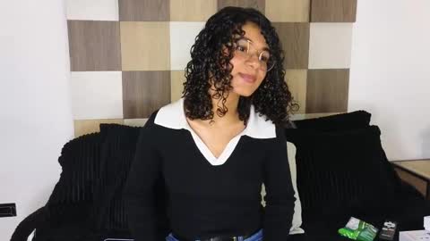 Snapshot of adele_carter_ chatting on February 22, 3:03 pm Andrea online show from February 22, 3:03 pm